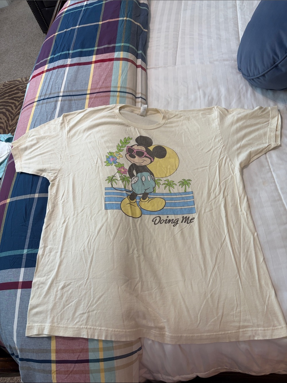Men’s Disney Mickey Mouse tropical shirt